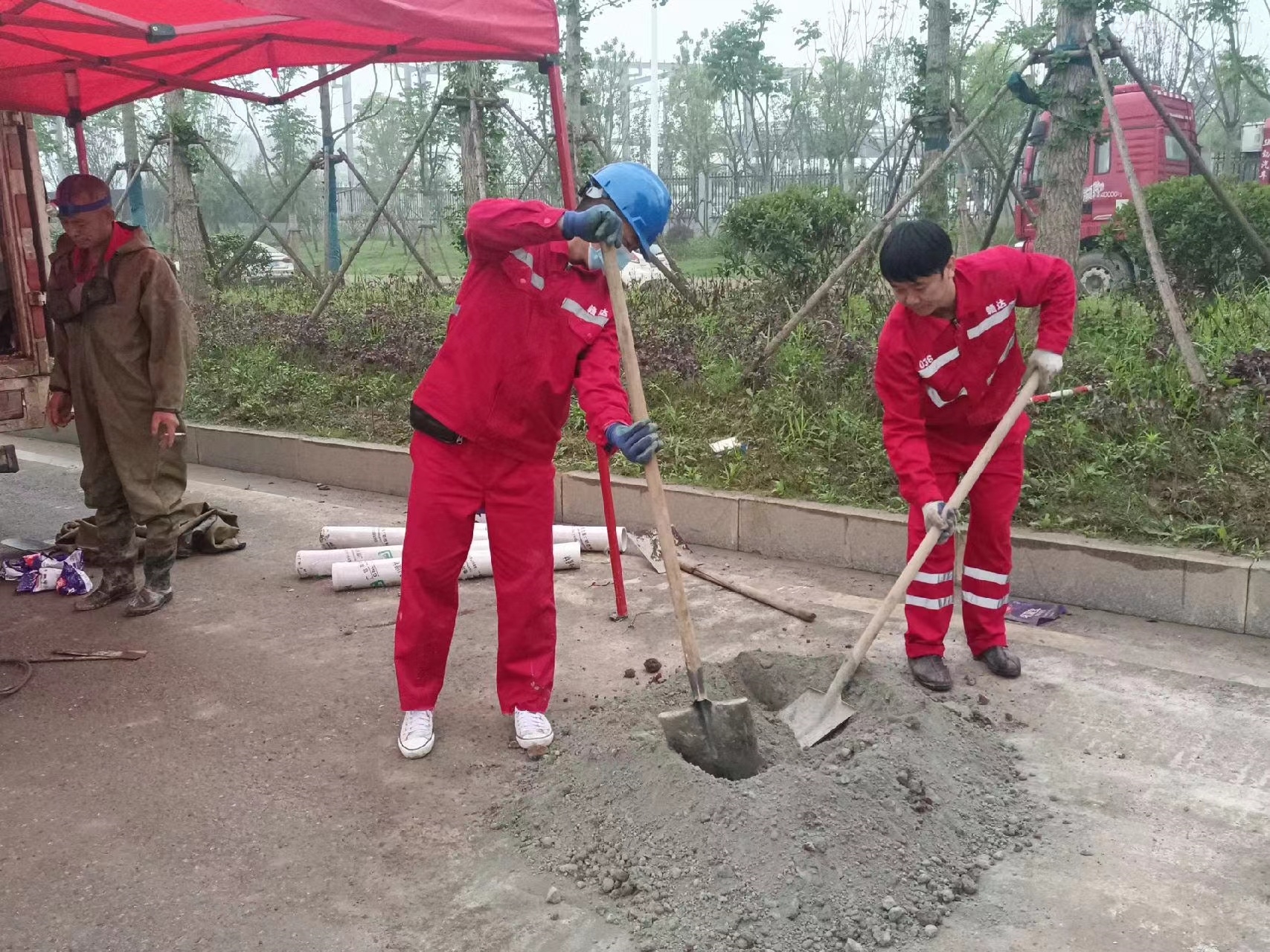 保靖管道疏通哪家好】及时进行市政管道清淤